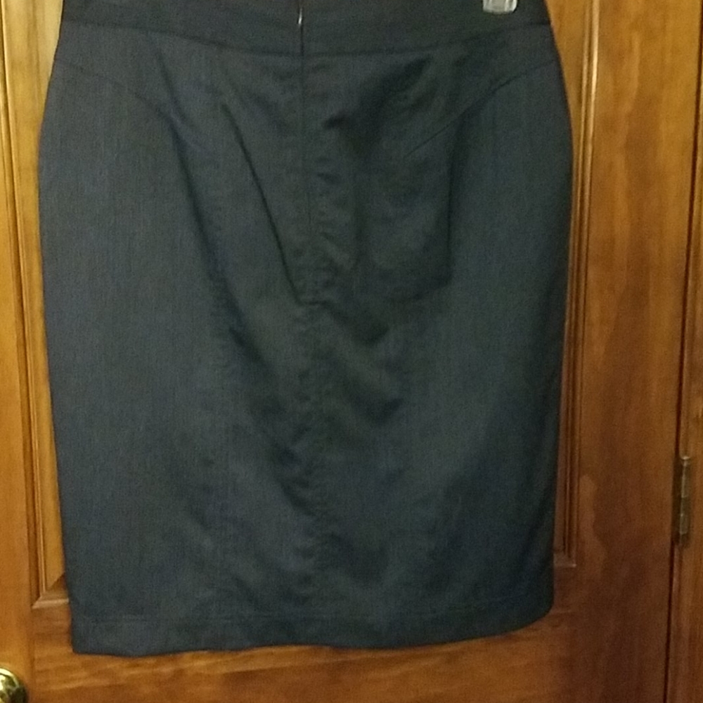 3/$20 Pencil Skirt 14 Navy Worthington - Picture 4 of 7
